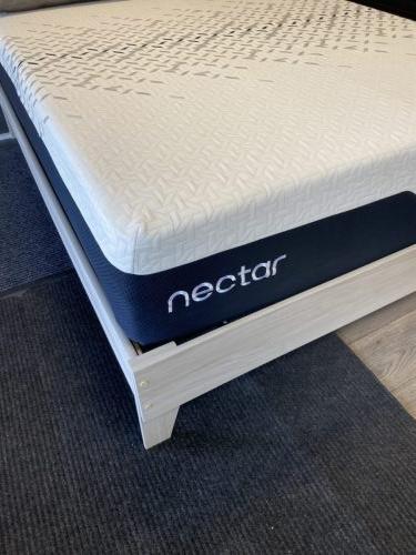 Nectar Luxe Memory Foam 2
